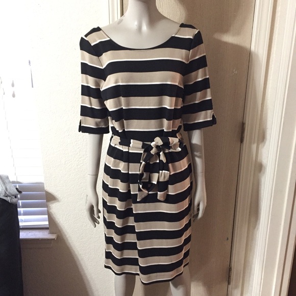 Banana Republic Dresses & Skirts - 🖤🆕Banana Republic Dress🖤